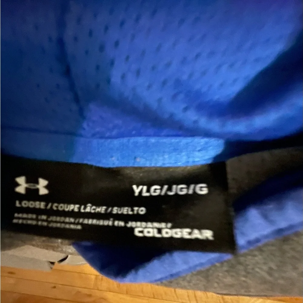 Under armour boys youth hoodie. Loose fit large. Cold gear. - Picture 3 of 4